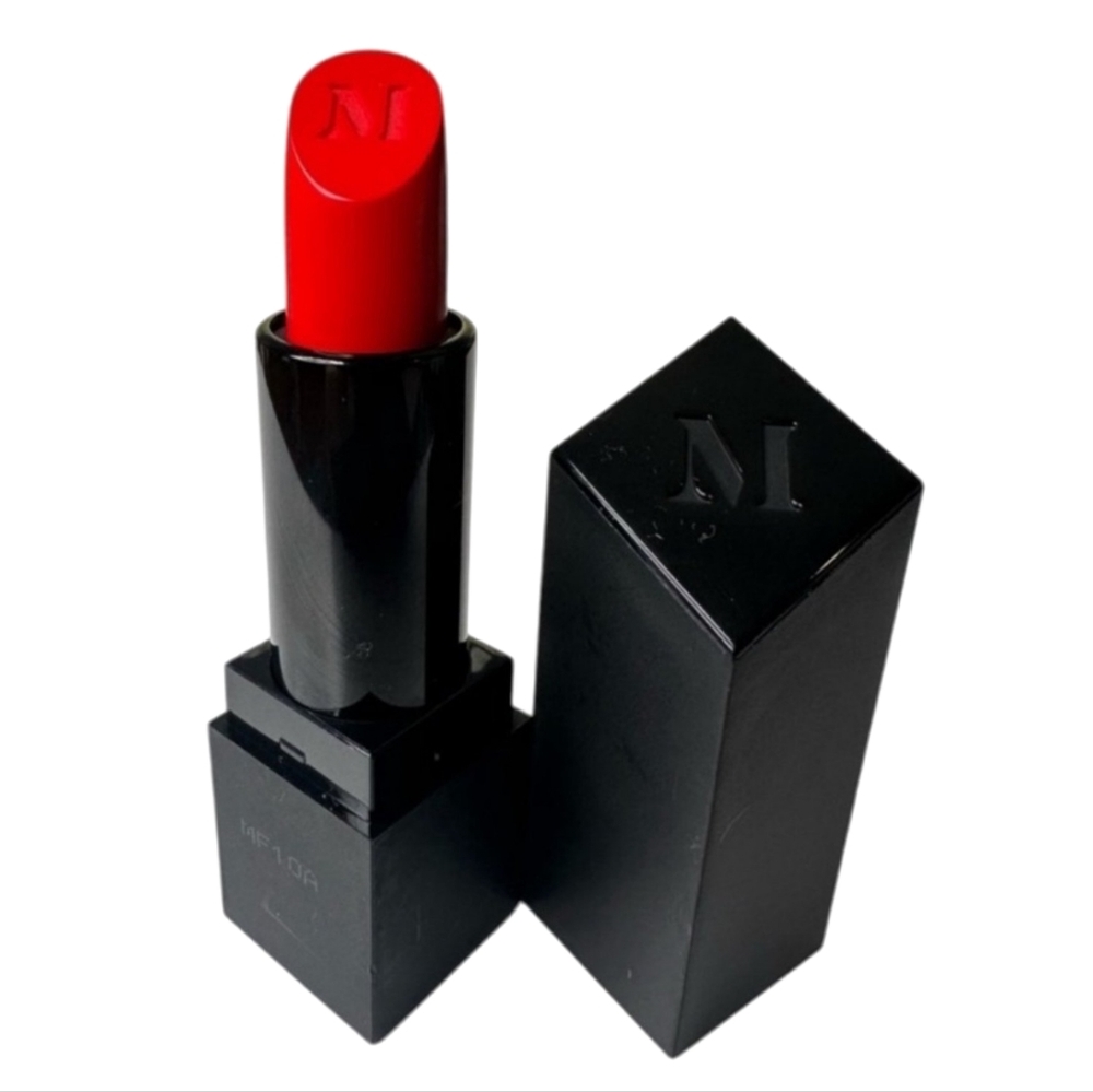 Morphe HotShot lipstick